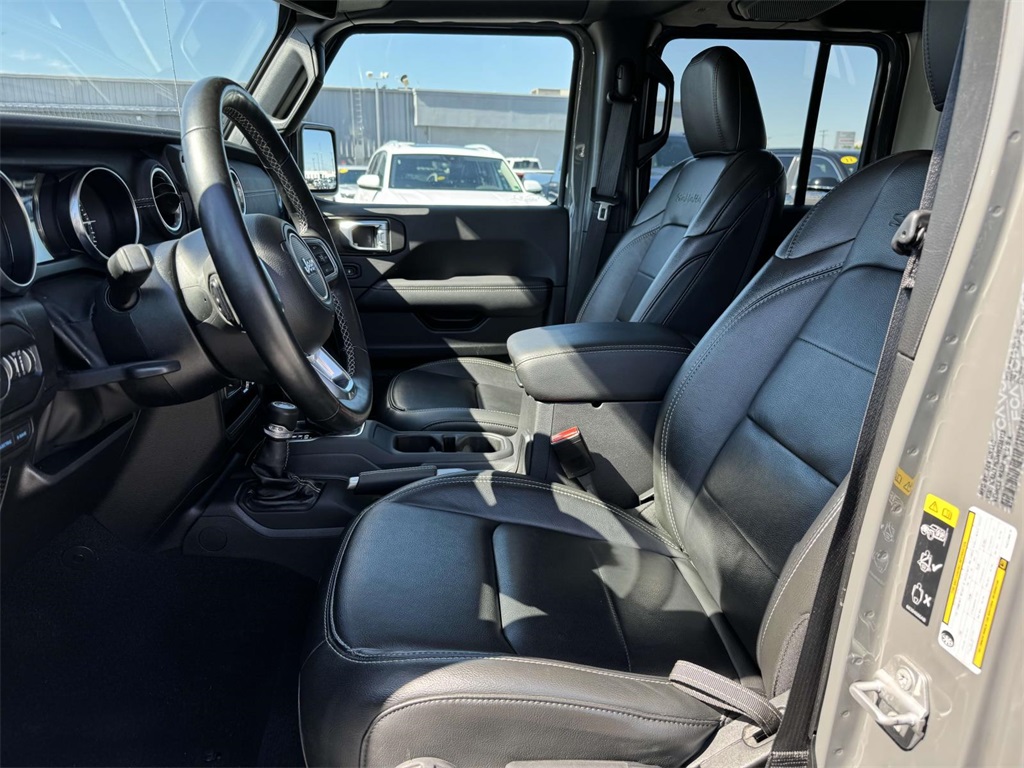 2022 Jeep Wrangler Unlimited Sahara 4xe photo 12