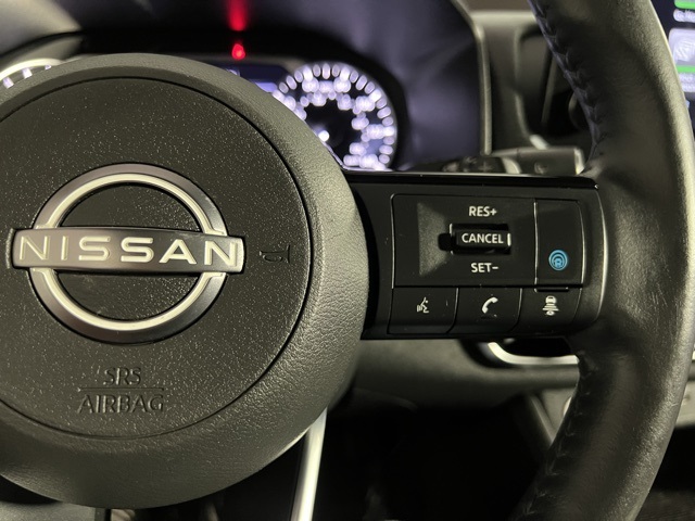 2022 Nissan Rogue SL photo 18