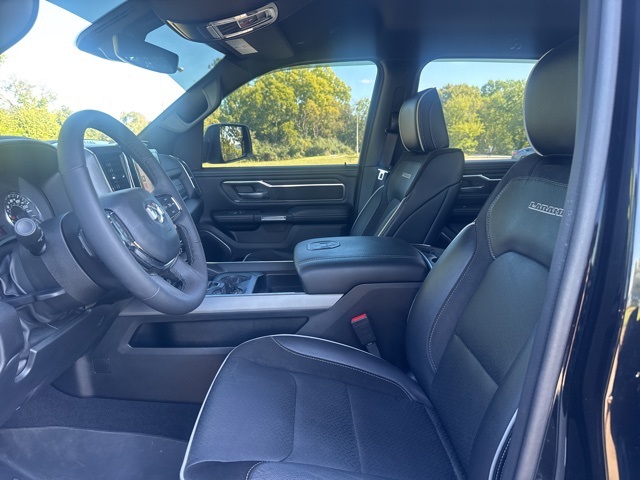2025 Ram 1500 Laramie photo 13