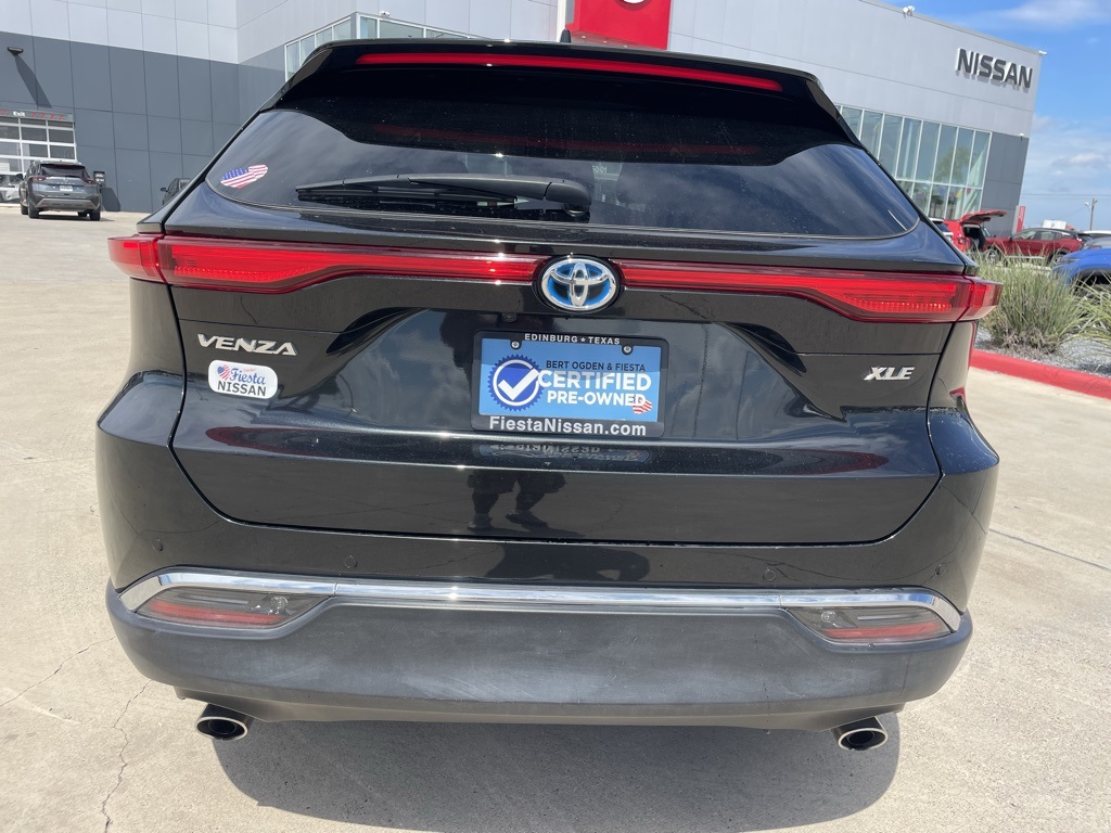 2023 Toyota Venza LE photo 4