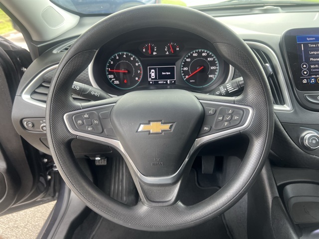 2022 Chevrolet Malibu photo 4