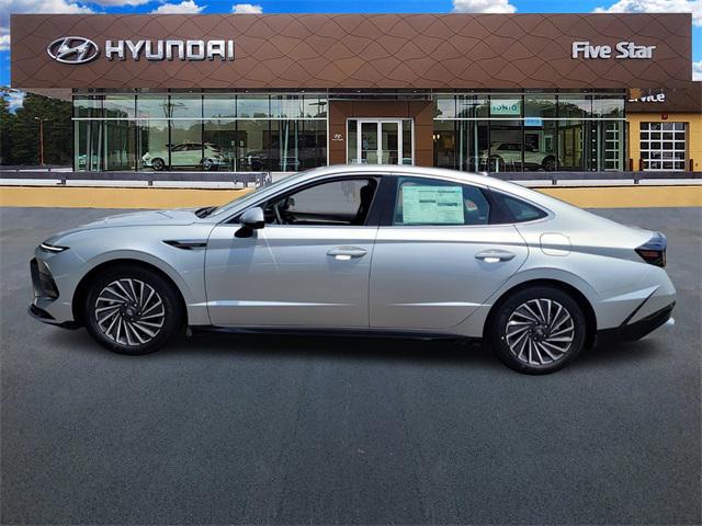 2025 Hyundai Sonata Hybrid Limited photo 4
