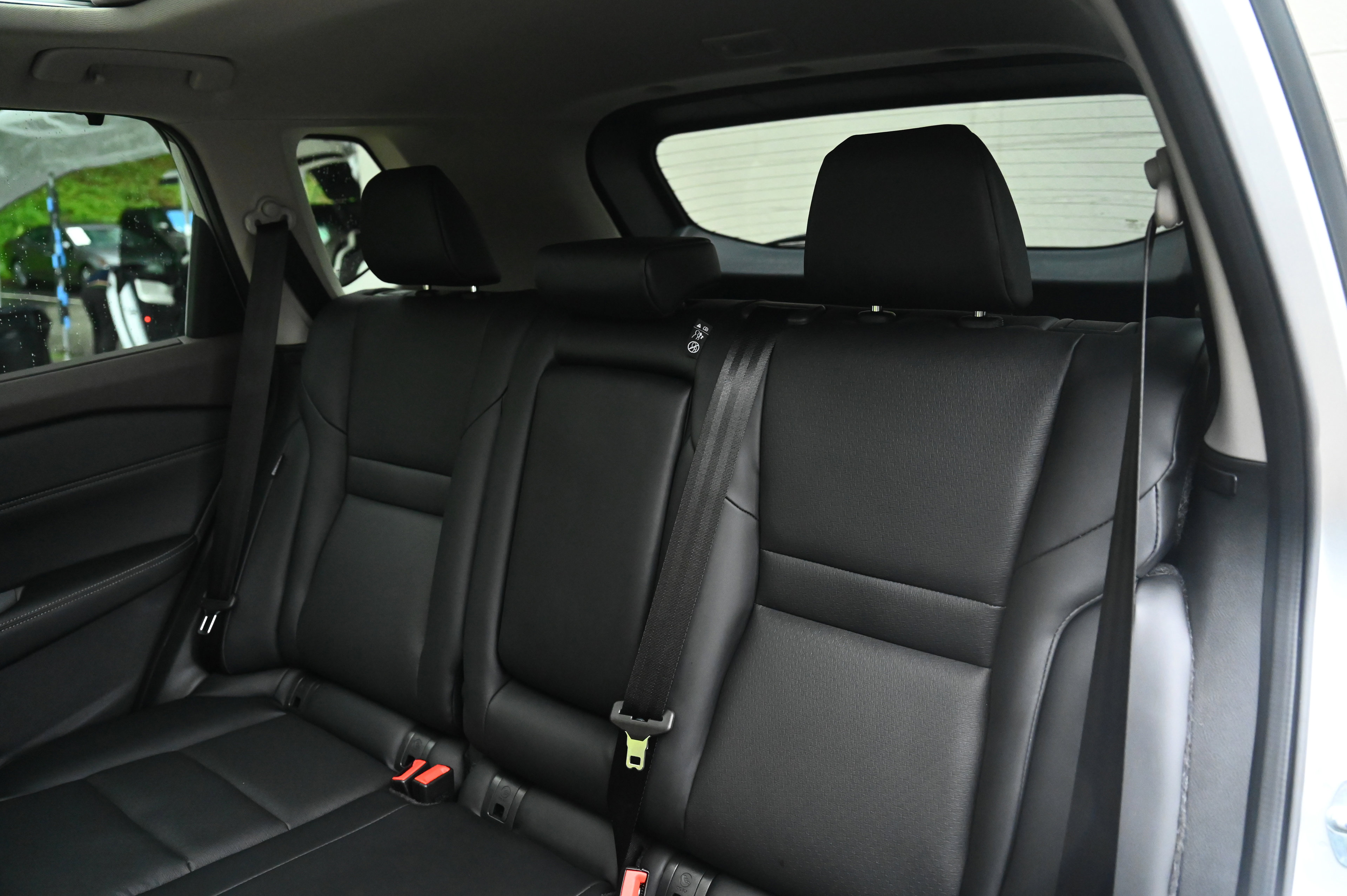 2023 Nissan Rogue SV photo 18