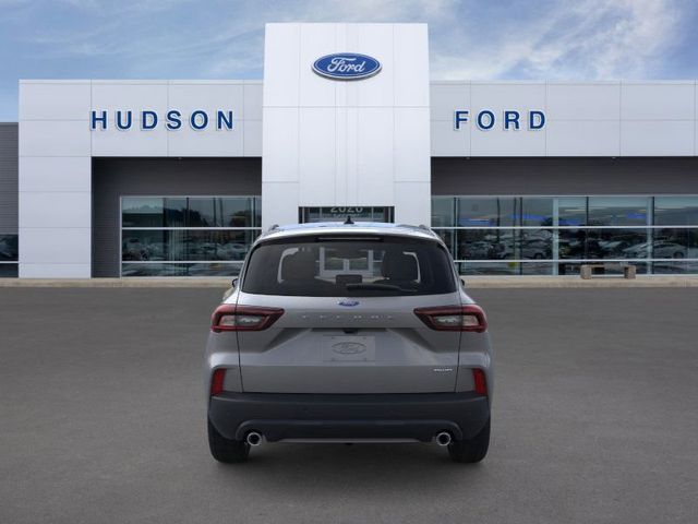 2025 Ford Escape ST-Line photo 4