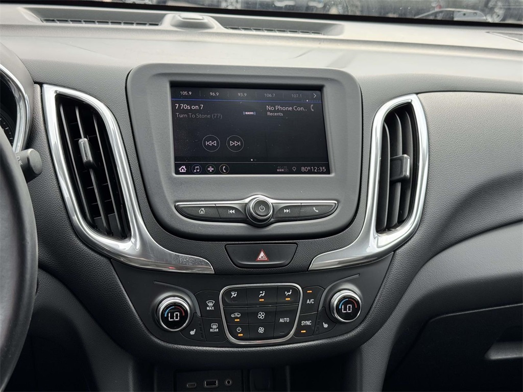 2020 Chevrolet Equinox LT photo 18