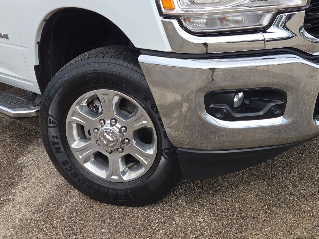 2024 Ram 2500 Big Horn photo 3