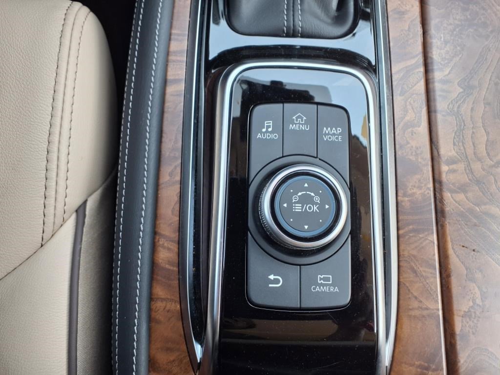 2024 Nissan Armada SL photo 19