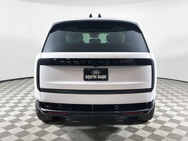 2025 Land Rover Range Rover Autobiography photo 4