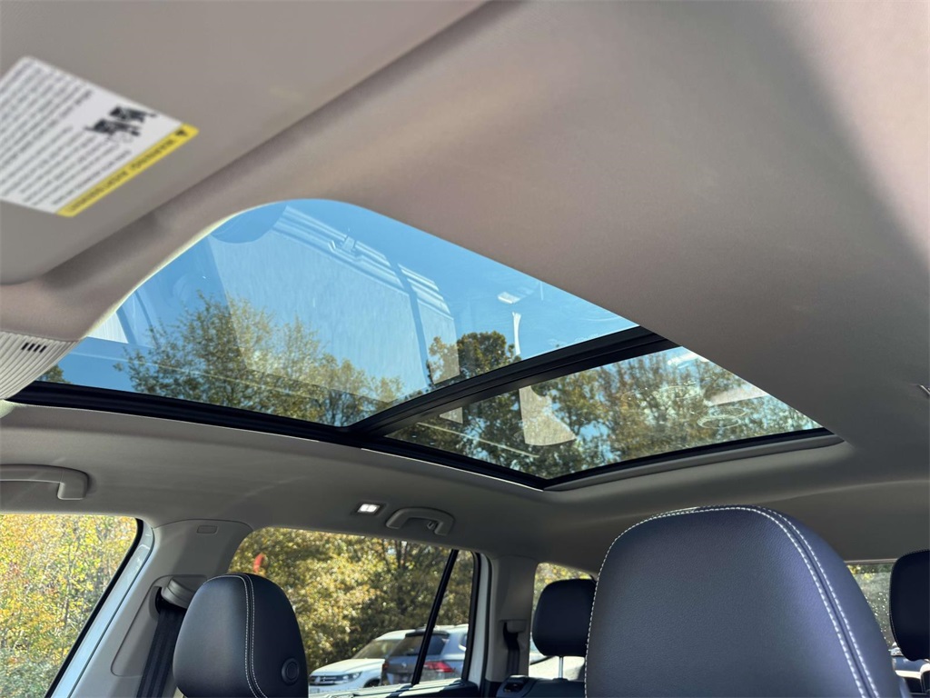 2026 Volkswagen Atlas SE Technology photo 4