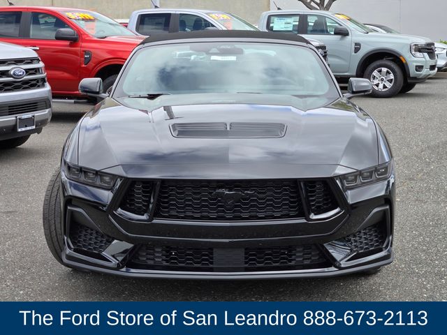 2025 Ford Mustang GT photo 2