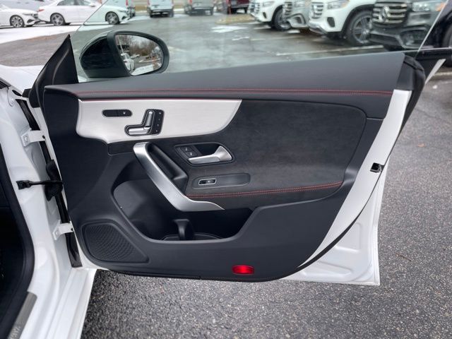 2024 Mercedes Benz CLA 250 photo 27