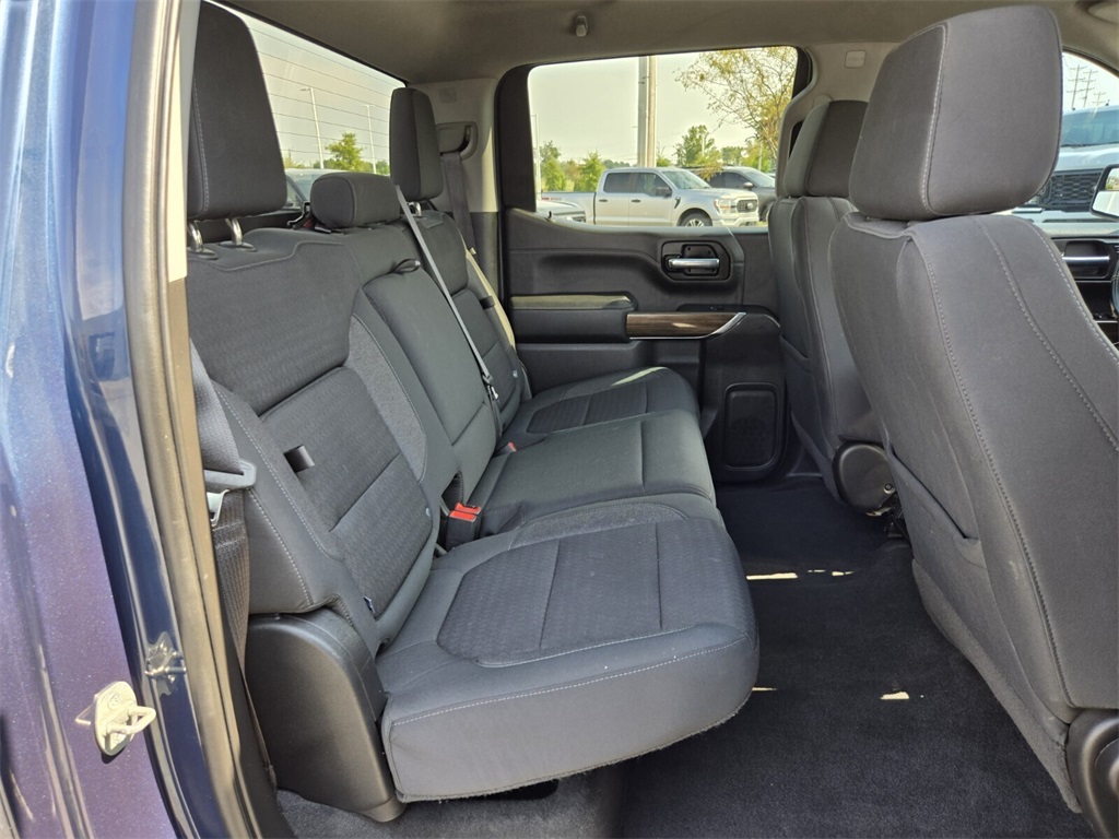 2020 Chevrolet Silverado 1500 RST photo 11