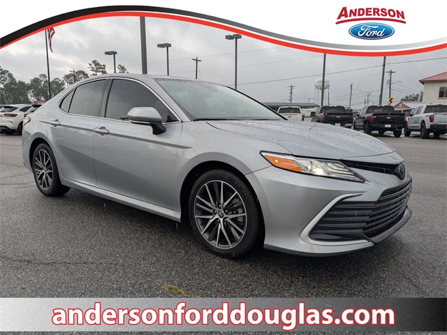 2023 Toyota Camry XLE's photo