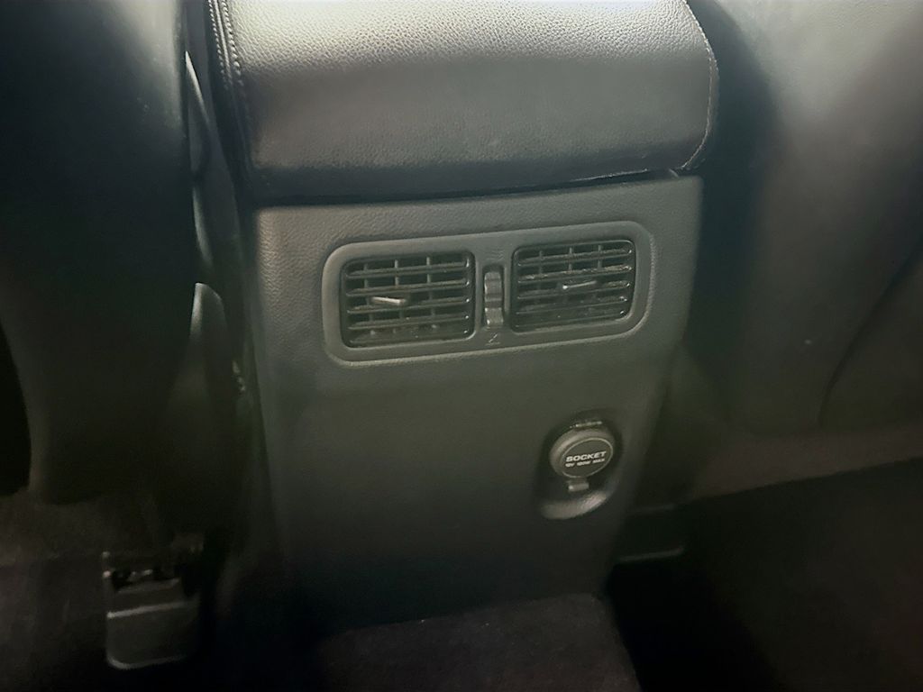 2016 Infiniti QX70 photo 28