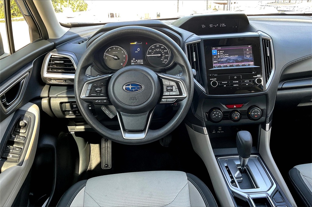 2022 Subaru Forester Base photo 4