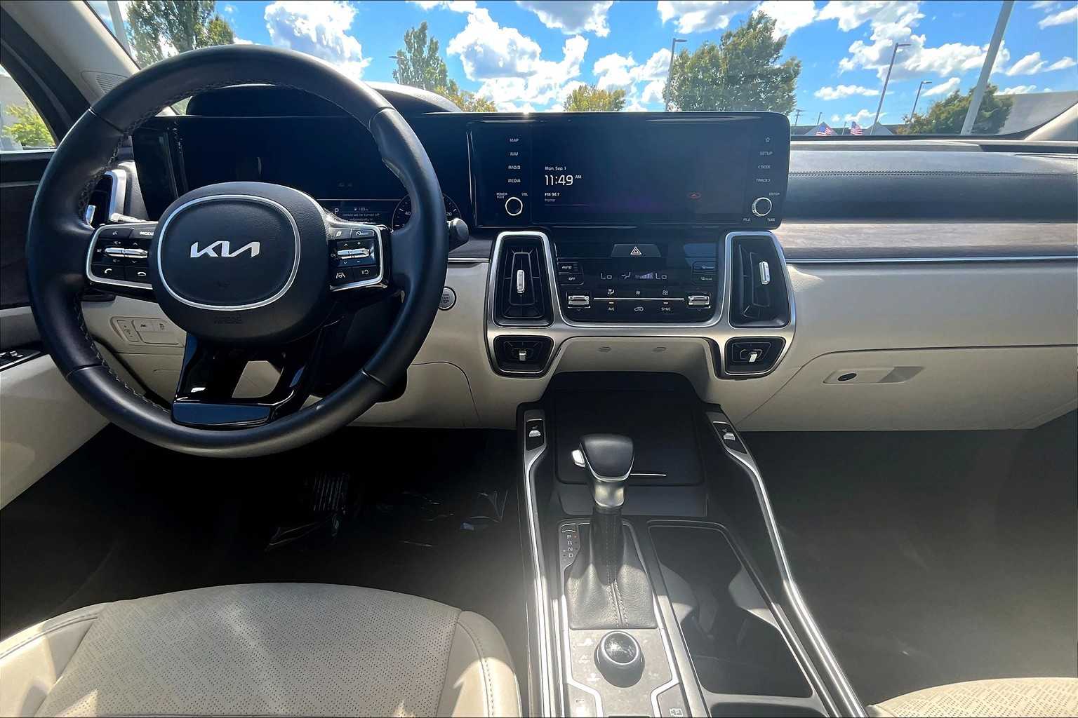 2022 Kia Sorento X-Line S photo 14