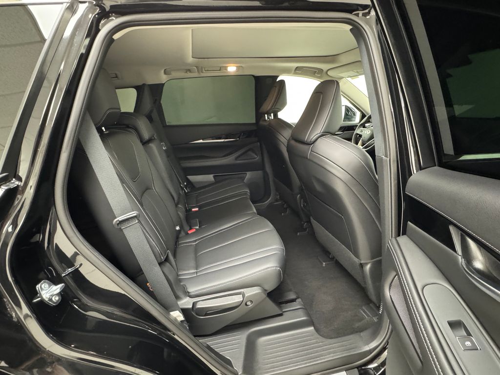 2024 Infiniti QX60 Pure AWD photo 18