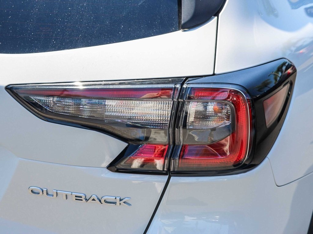 2023 Subaru Outback Limited photo 7