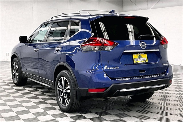 Used 2019 Nissan Rogue SV with VIN JN8AT2MVXKW400696 for sale in Herculaneum, MO
