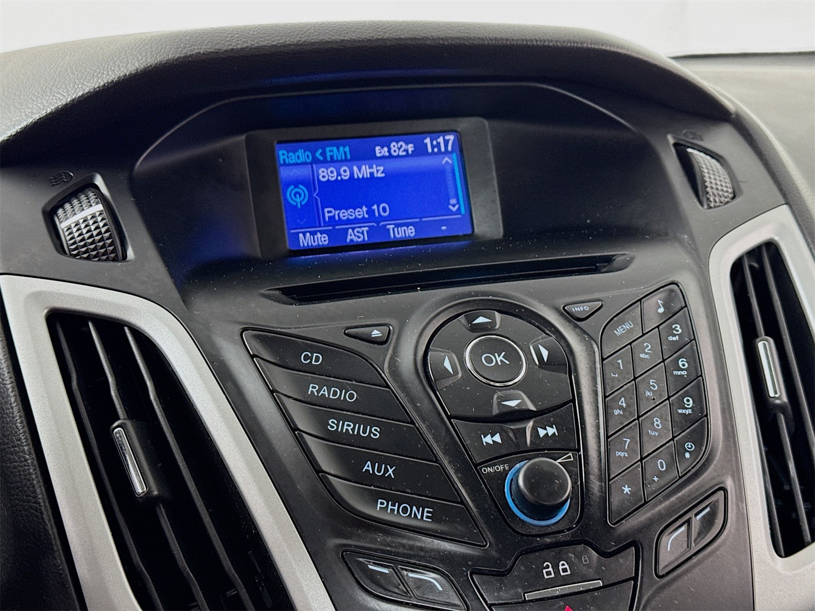 2013 Ford Focus SE photo 10