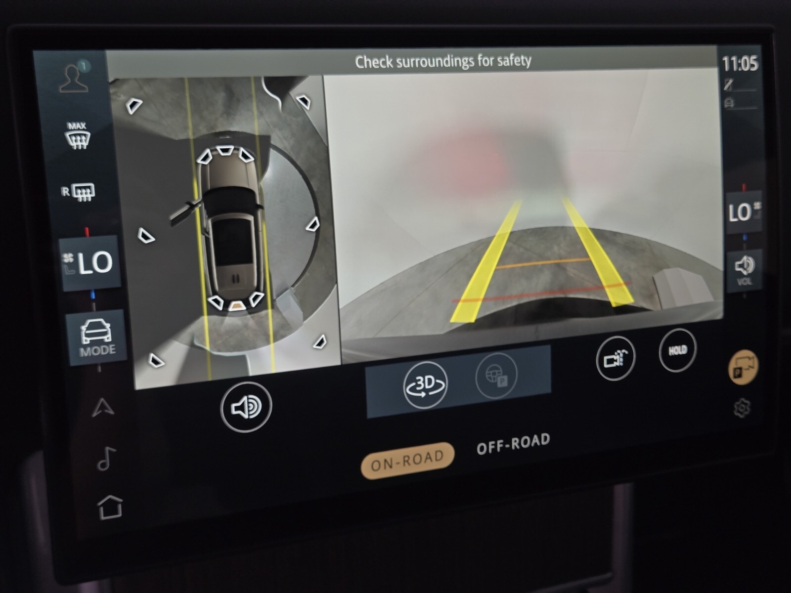 2025 Land Rover Range Rover SE photo 24