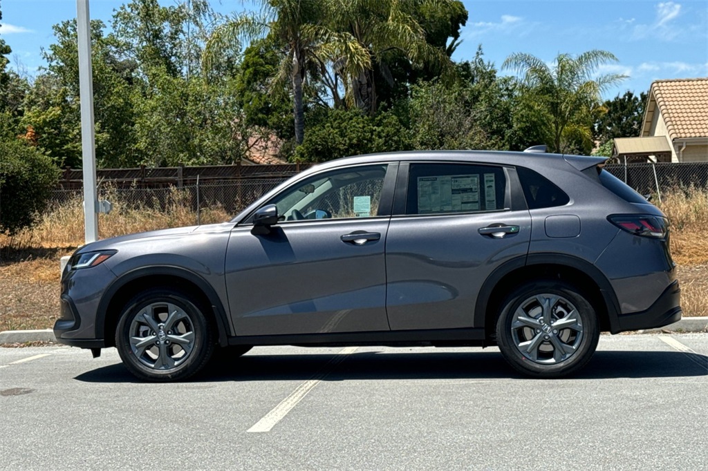 2026 Honda HR-V LX photo 6