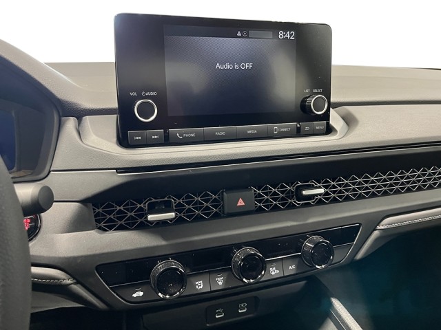 2025 Honda Accord SE photo 17