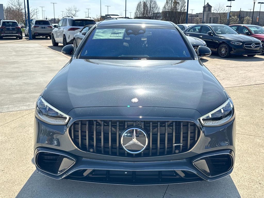 2025 Mercedes Benz S 63 e photo 7