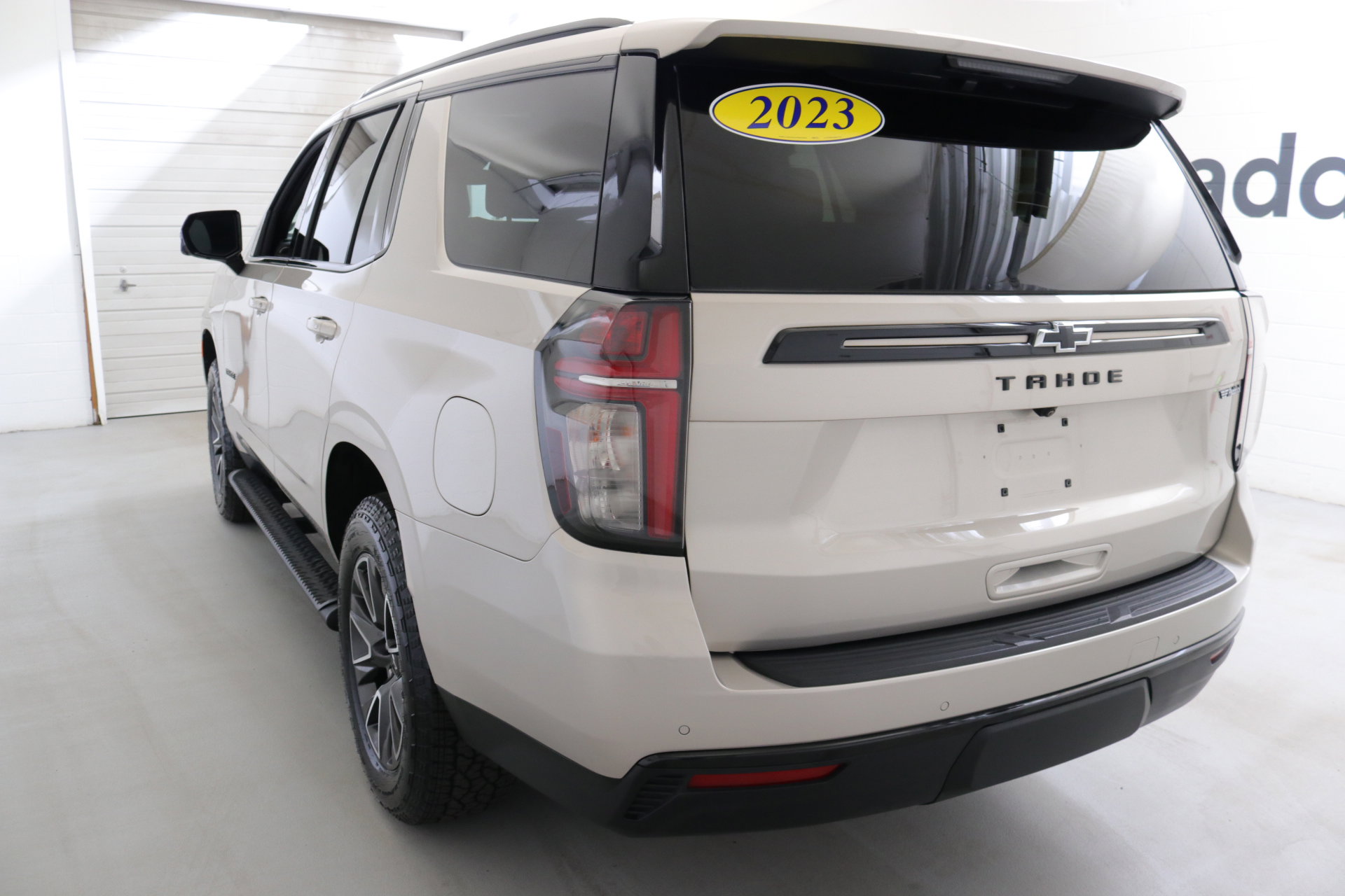 2023 Chevrolet Tahoe Z71 photo 2