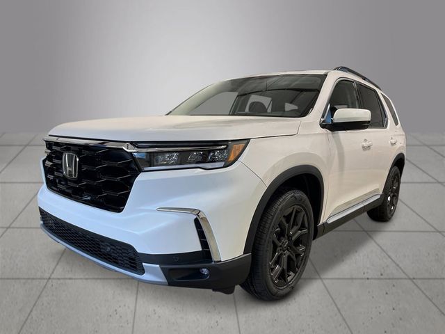 2025 Honda Pilot Touring's photo