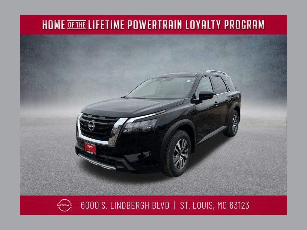 2025 Nissan Pathfinder SL's photo