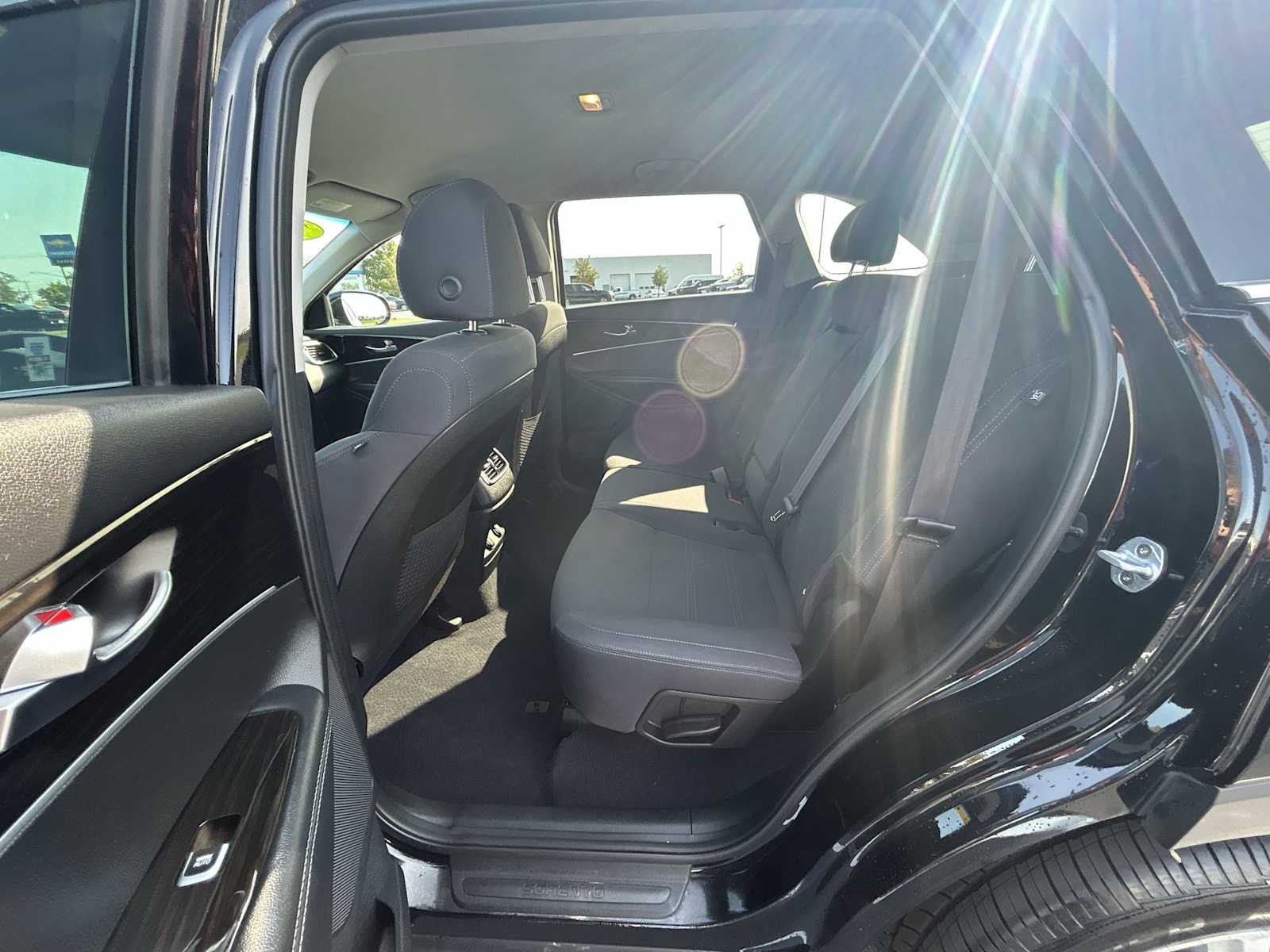 2019 Kia Sorento LX photo 19