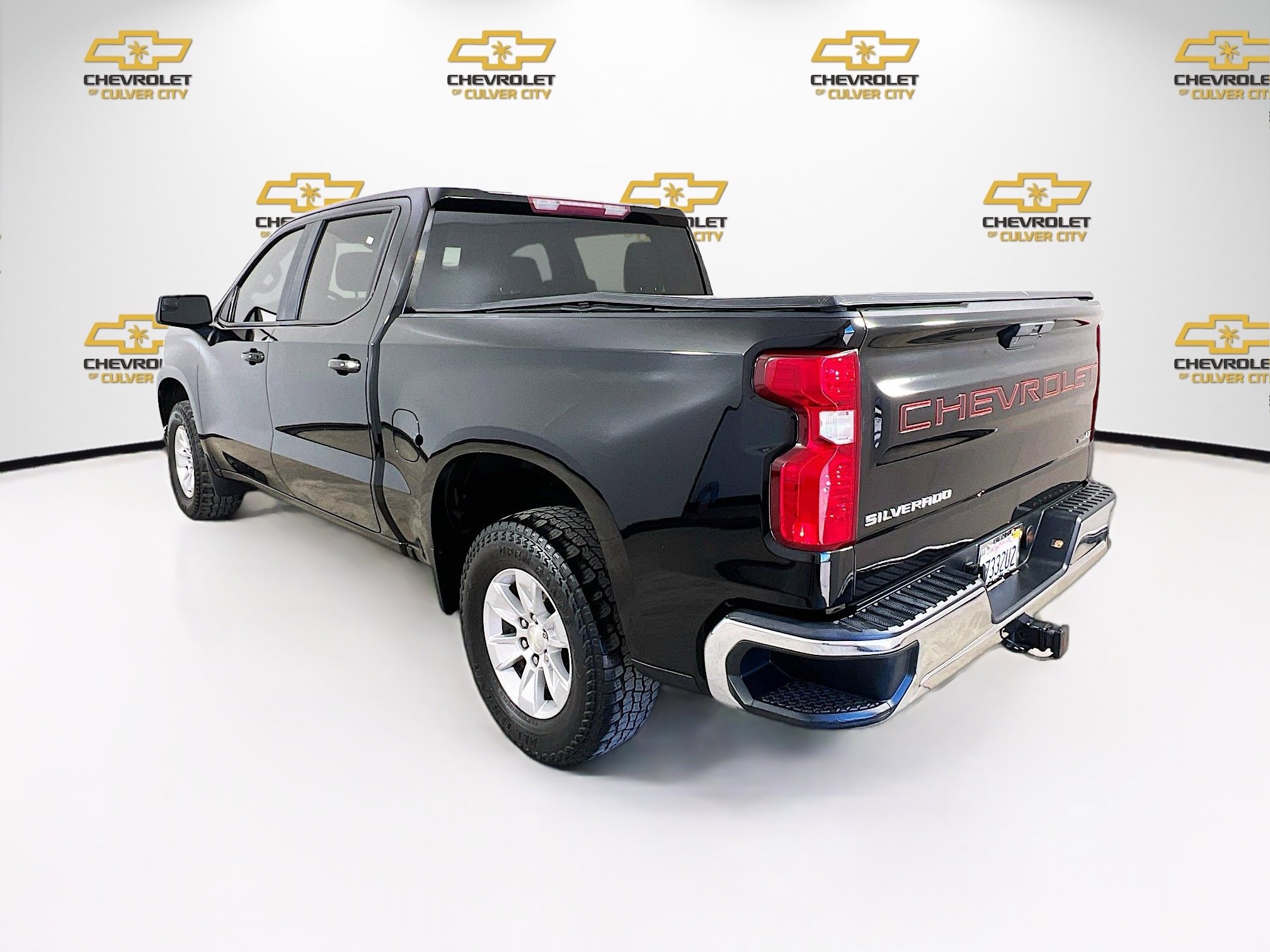 2019 Chevrolet Silverado 1500 LT photo 4