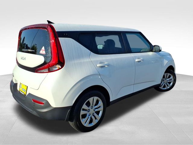 2022 Kia Soul LX photo 6