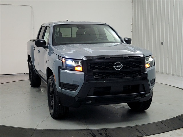 2026 Nissan Frontier SV photo 2