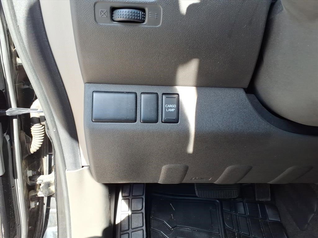 2016 Nissan Frontier S photo 11