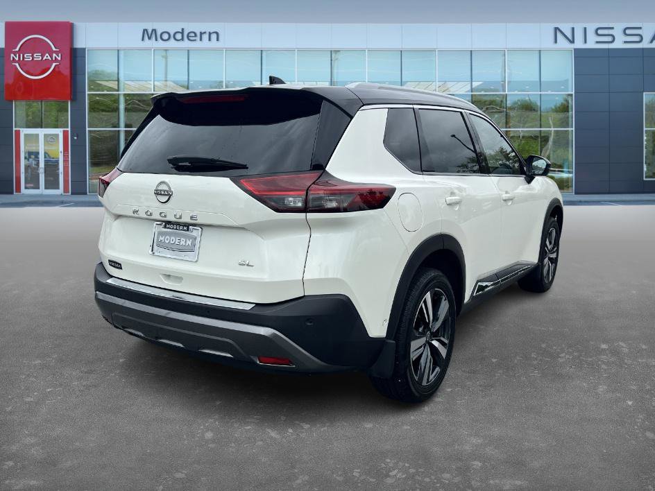 2023 Nissan Rogue SL photo 5