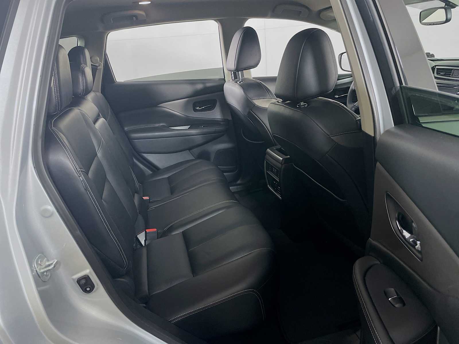 2019 Nissan Murano SL photo 23