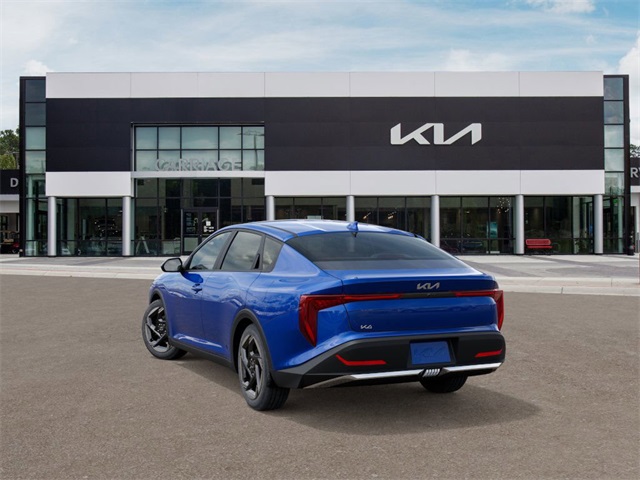 2025 Kia K4 EX photo 2