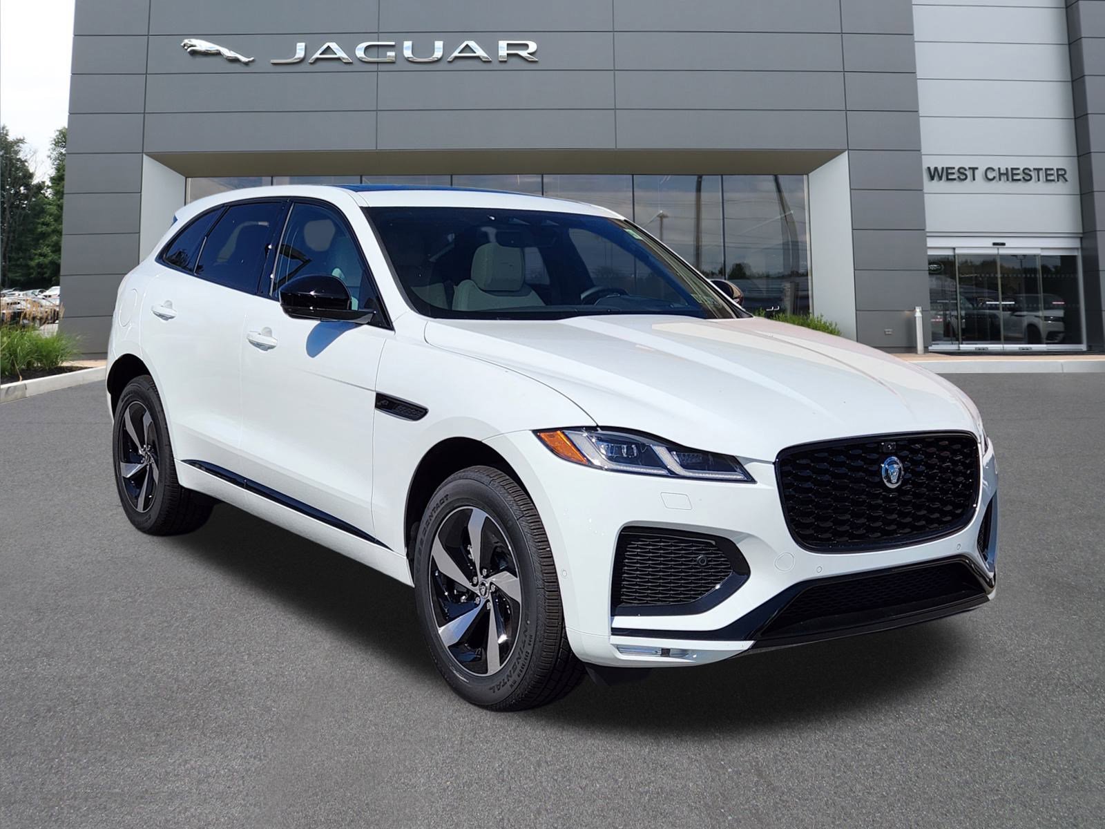 2026 Jaguar F-PACE P250 R-Dynamic S photo 2