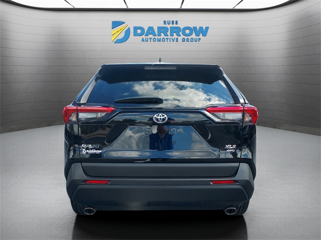 2023 Toyota RAV4 XLE Premium photo 4