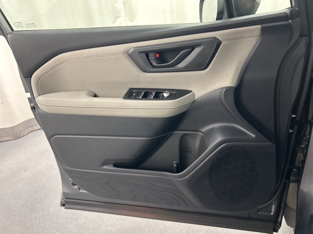 2025 Subaru Forester Premium Base photo 24