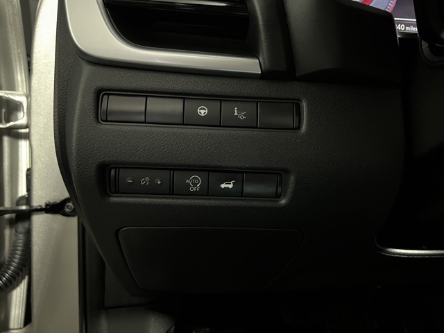 2023 Nissan Rogue Platinum photo 17