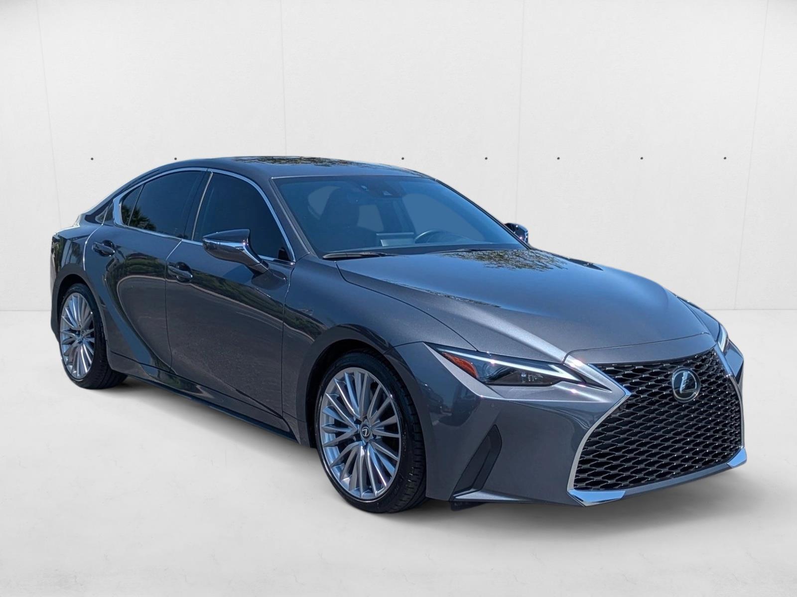 2024 Lexus IS 300 photo 3