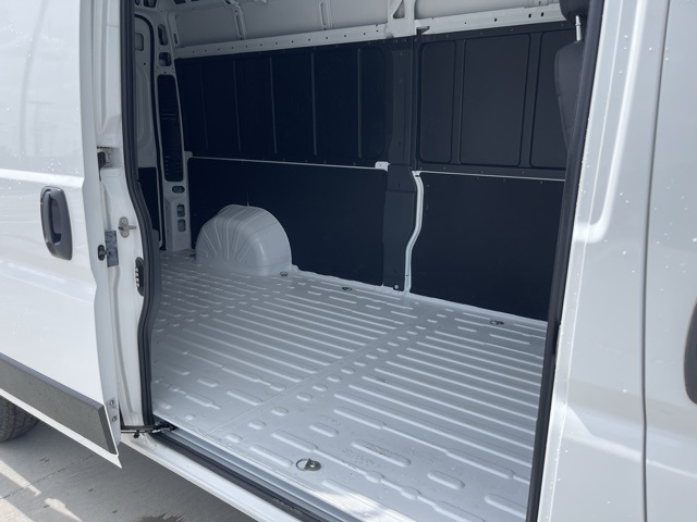 2025 Ram ProMaster 2500 photo 16