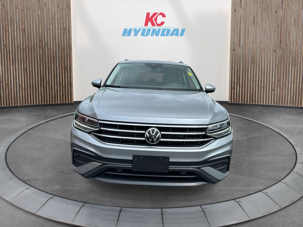 2024 Volkswagen Tiguan SE Wolfsburg Edition photo 2