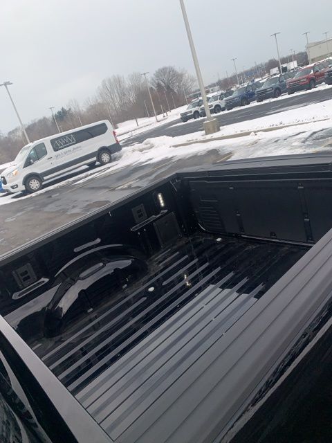2025 Ford F-150 XLT photo 10