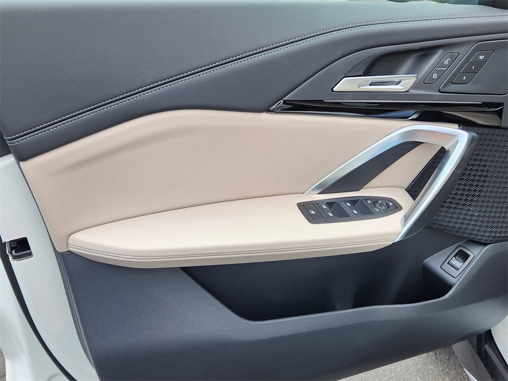 2025 Bmw X1 XDrive28i photo 8
