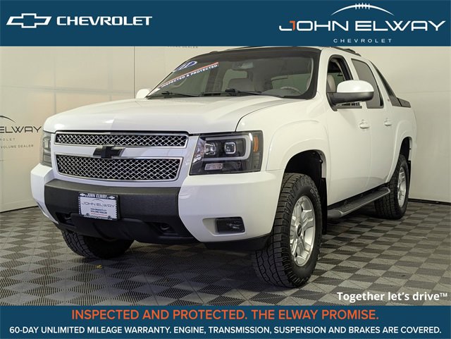 2011 Chevrolet Avalanche LT's photo