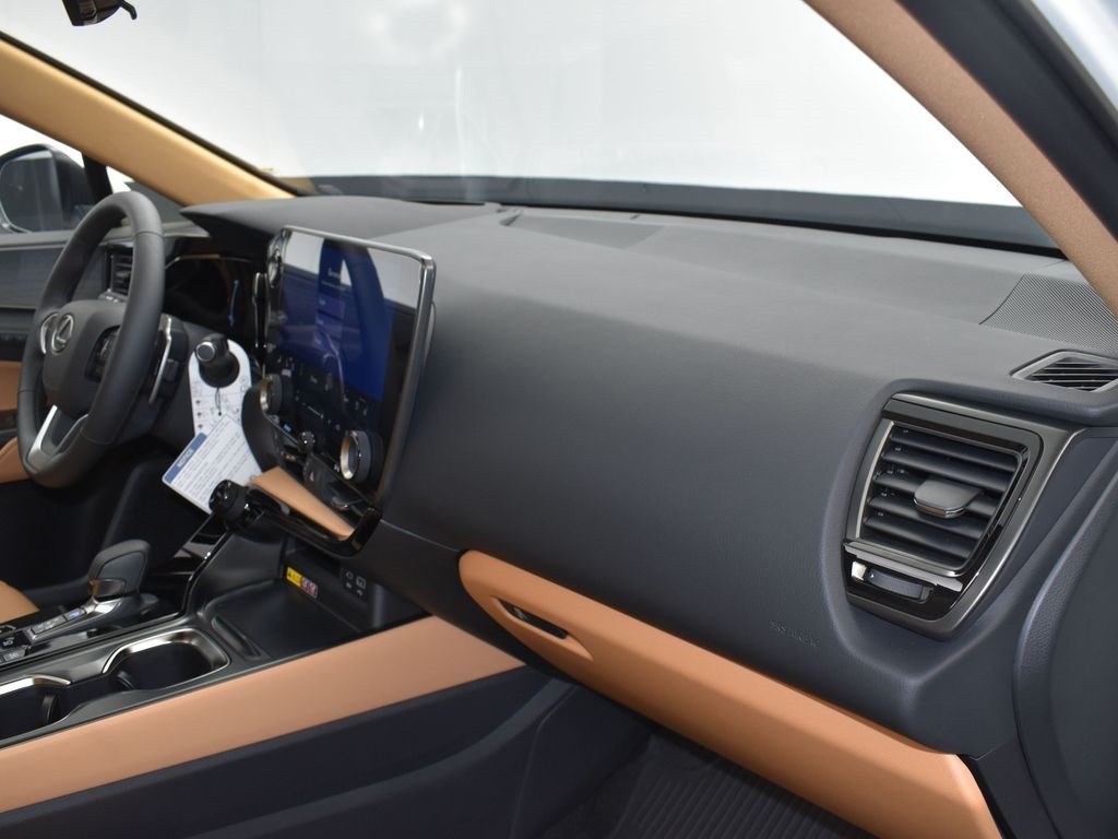 2025 Lexus NX 450h+ Luxury AWD photo 22